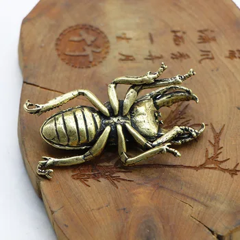 Vintage Kobber Insekt Te Pet Japansk Næsehorn Beetle Figuines Ornamenter Messing Dynastes Hercules Hjem Dekorationer Tilbehør