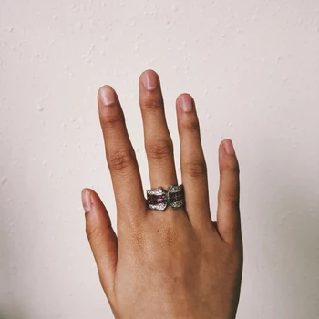 Huitan Dejlige Sommerfugl Ring med Klare Cubic Zirconia Usynlige Indstilling af Mode Cocktail Party Ringe til Kvinder & Mænd Elsker Gave