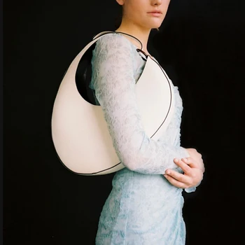 Italienske Mærke Half Moon Kvinder Taske 2020 Ny Solid Håndtaske Personlig Crescent Stor Kapacitet Underarm skuldertaske Efteråret 22A0