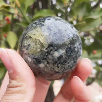4,5 cm krystalkugle Naturlige grå kvarts krystal kugle Healing