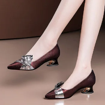 Cresfimix Mulheres saltos altos kvinder mode søde beige kontor lav hæl sko dame casul stilfulde sko blå & sorte sko 2956