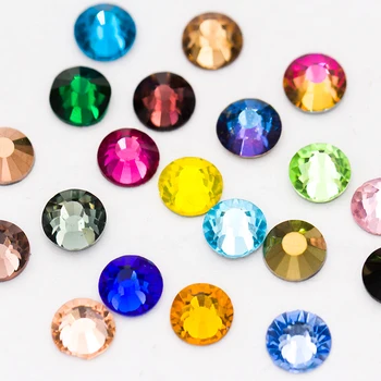 Løst Glas 3D Nail Rhinestones Diamanter Ikke Hot Fix Flatback Rhinestones Til Tøj Nail Art Dekoration Gylden Farve SS3-SS34