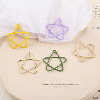Ny stil 50stk/masse Gummi maling geometri stjerner form legering flydende medaljon vedhæng diy smykker øreringe/beklædningsgenstand tilbehør