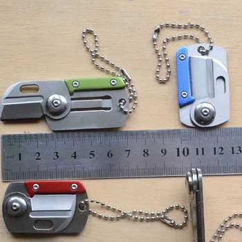 1 Stk Mini Pocket Sammenfoldelig Kniv Kort Hær Overlevelse Kniv med Nøglering Udendørs Sport, selvforsvar Forsyninger Overlevelse Kits