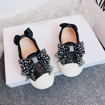Ny funktion fashion lille pige sko i 2020 lille pige Sequincasual sko og sløjfe knude flashDiamond Prinsesse kidsShoes