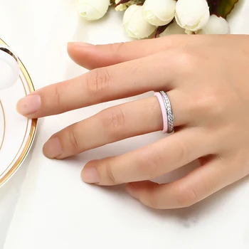 2 stk/Sæt Mode Dejlig Lyserød Keramiske Ringe Plus En Halv Rhinestone Ringe til Kvinder, Mænd Klar Krystal Bryllup Kvindelige Teenager Gave