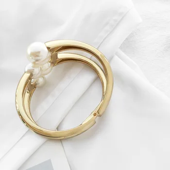 2021 Nye Mode Designer Bijoux Armbånd Til Kvinder Tilbehør Guld Legering Pearl Bangles Statement Smykker