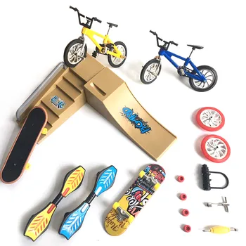 Mode Finger Skate Bike Park Legetøj Sæt med Rampe Parker Indendørs Udendørs Finger Sport Legetøj for Børn, Voksne Simulering Skate