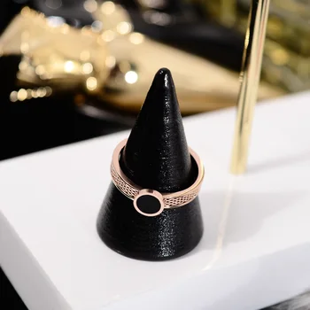YUN RUO INS Chic Sort med Runde Ringe, Rose Guld Farve Mode Titanium Stål Smykker Fødselsdag Gave Kvinde Aldrig Fade Drop Shipping