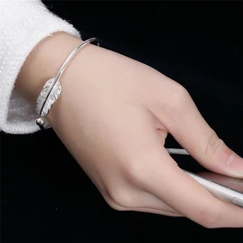 Eneste Hukommelse Enkelt Fjer Søde 925 Sterling Sølv Kvindelige Resizable Armbånd SBR280