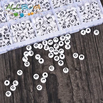 Smykker Resultater Hvide Runde 26 Bogstaver Perler for DIY Armbånd Tilbehør til Håndlavede Smykker at Gøre Alfabet Perler Kit